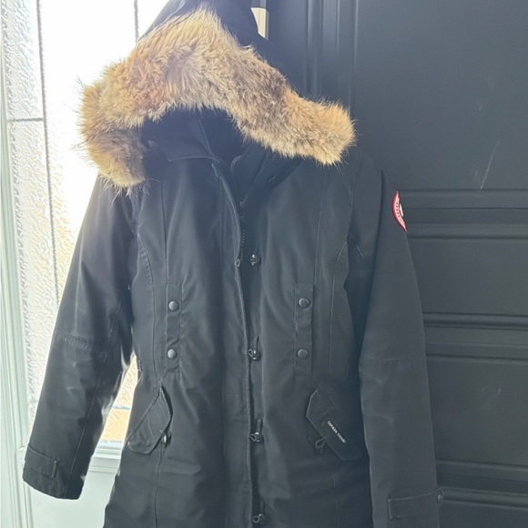 Canada Goose Black Ski Jacket with Fur Trim - Picture 1 of 3
